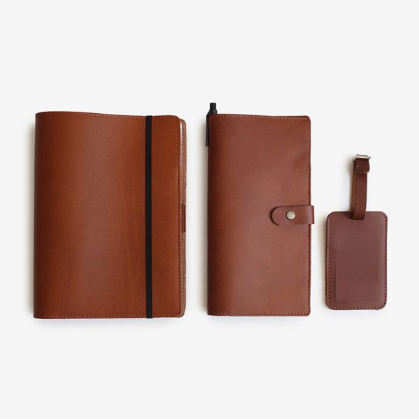 Hunt x Corban & Blair Travel Wallet Gift Set For Discount